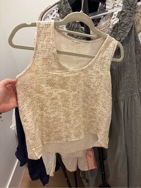 Neuflora Cream Textured Scoop Tank